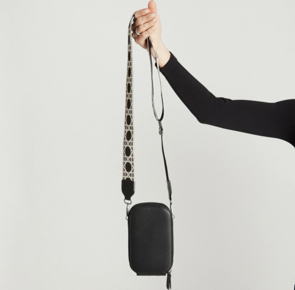 PORTA CELULAR 2 COMPARTIMIENTOS CON STRAP